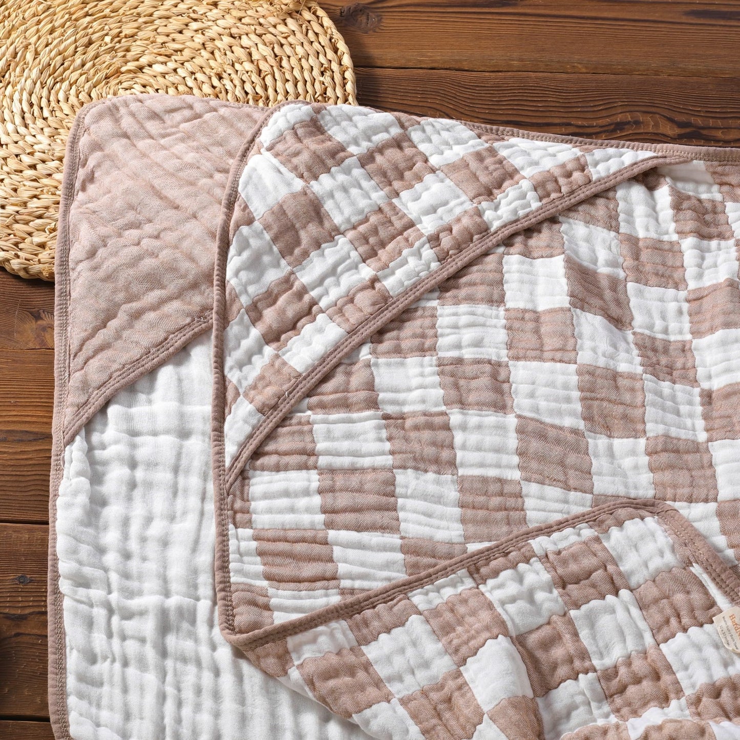 Hardnok 4-Piece Ultra Soft Muslin Baby Towel Set - Muslin & Bamboo Viscose Blend, Ideal For Bath & Beach, Suitable For Baby Girl