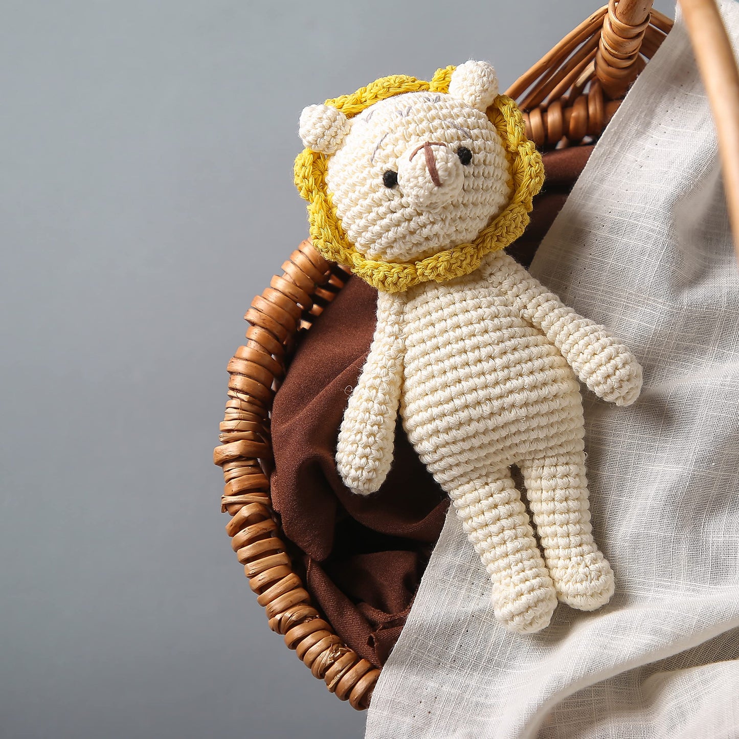 Natural Crochet Stuffed Animal for Babies Newborn Knitted Doll Baby Rattle Soft Cotton Sleep Toy Baby First Friend Gift for Baby