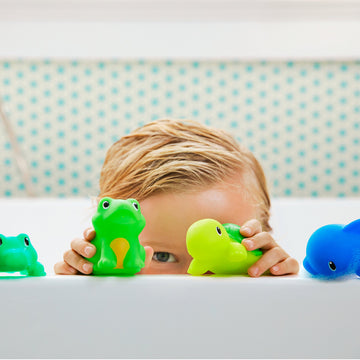 Munchkin Lake Squirts Baby Bath Toy, 8 Pack