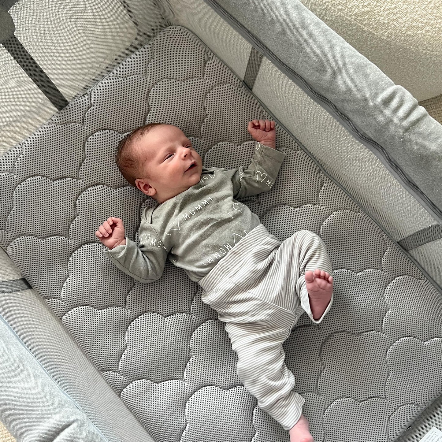 Newton Baby Bassinet Insert For Travel Crib & Playard | Includes Mattress & Sheet - 100% Breathable & Washable, Dual-Layer Cover