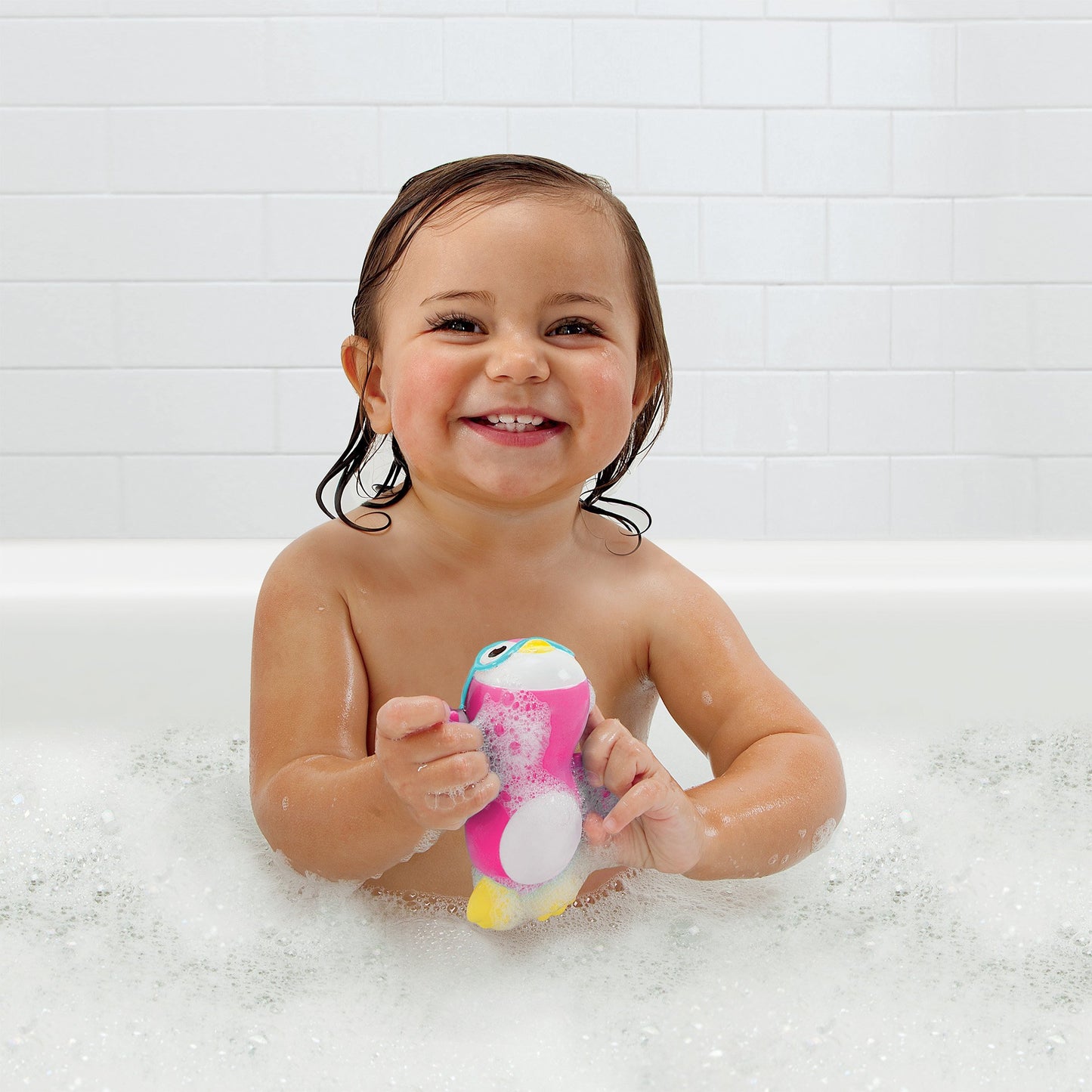 Munchkin Wind Up Swimming Penguin Baby and Toddler Bath Toy, Pink