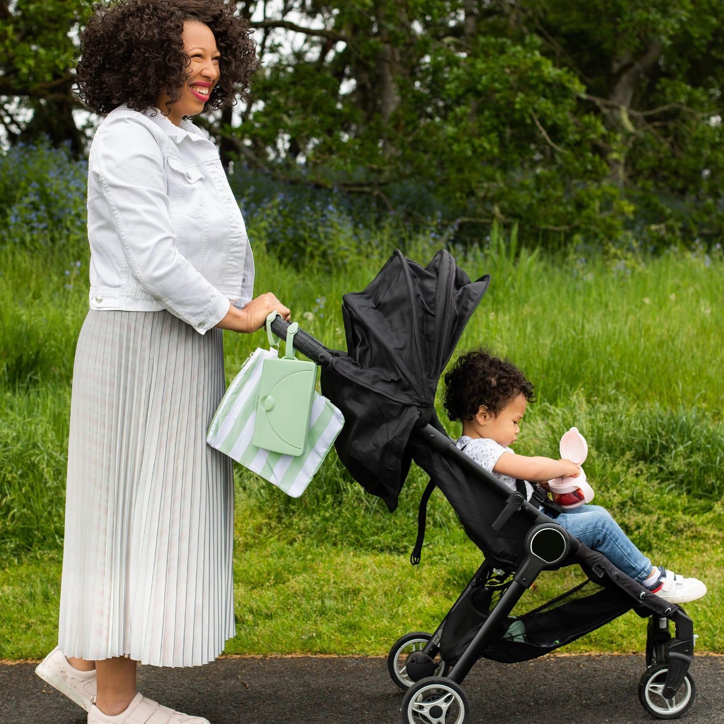 Ubbi On-The-Go Changing Baby Mat With Carrying Bag, Soft And Comfortable Diaper Bag Accessory Must Have For Newborns, Easy To Cl