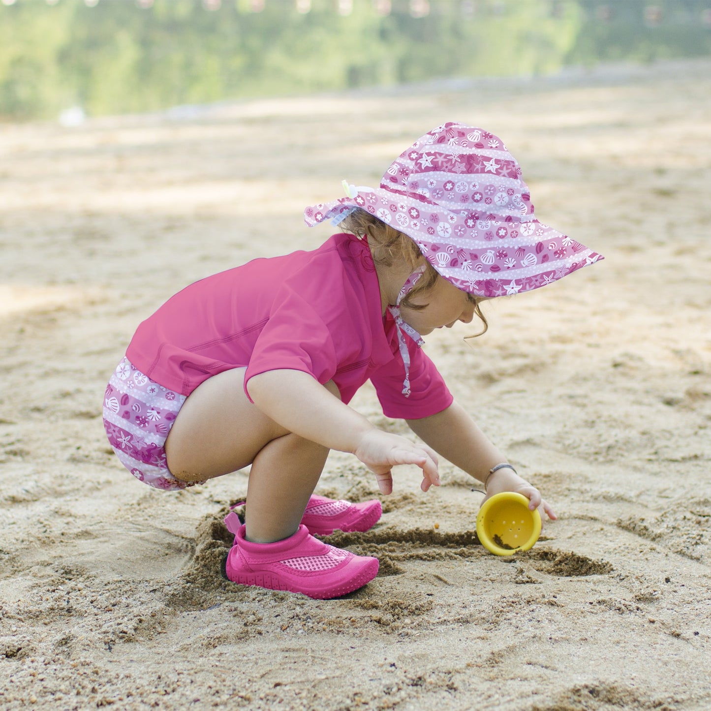 I Play. By Green Sprouts Baby Girls Rashguard Infant And Toddler Sun Protective Swimwear, Hot Pink, 24 Months Us