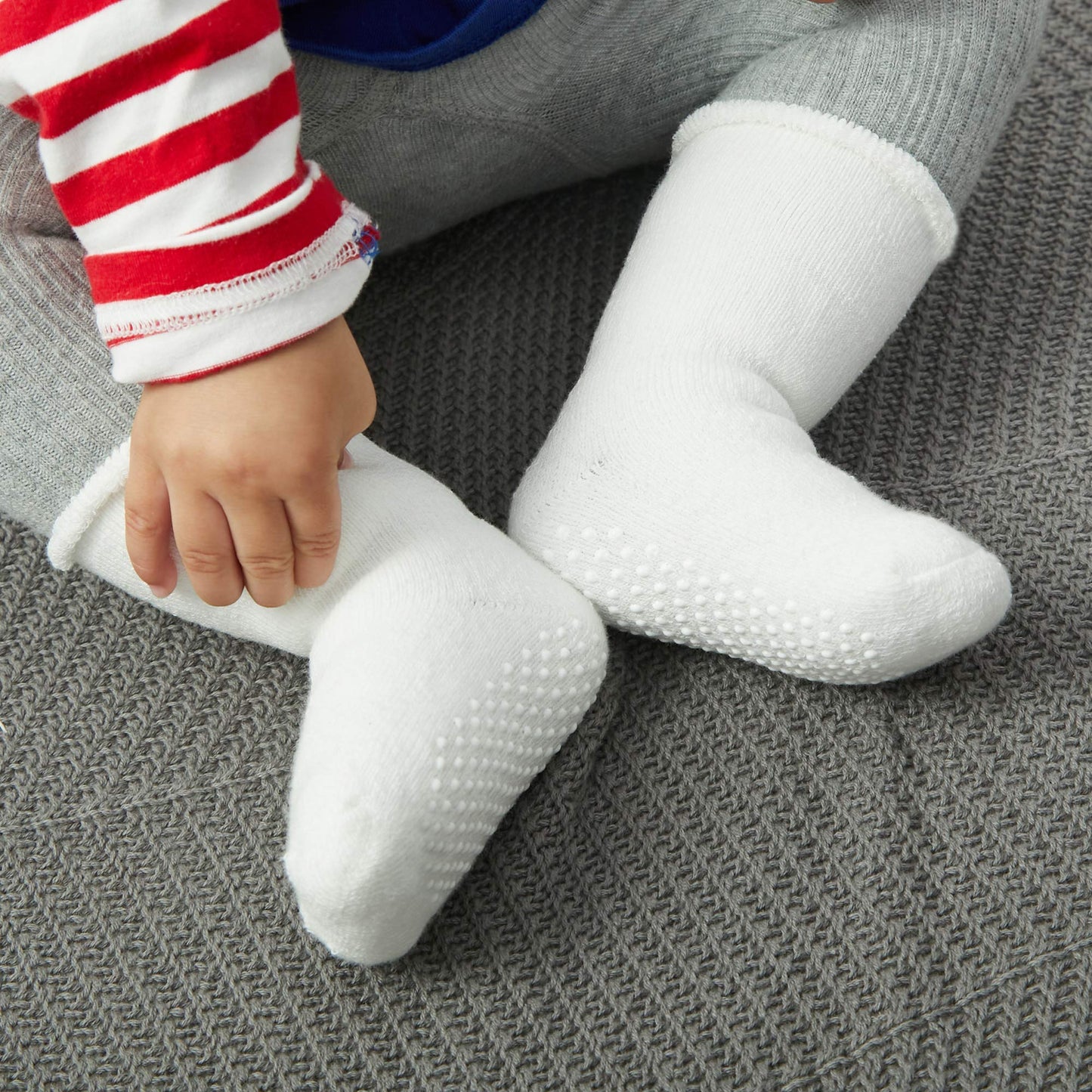 Vwu Baby Toddler Kids Ankle Crew Socks With Grips Unisex Warm Thick Cotton Winter Socks 0-3 Months, White