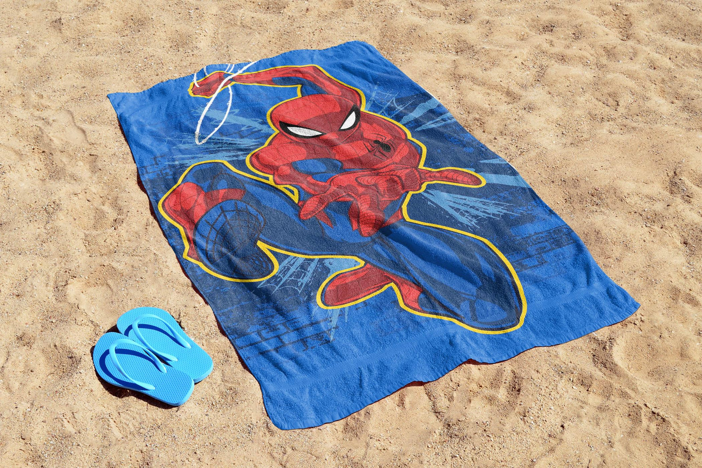 Jay Franco Marvel Spiderman Kids Bath Pool Beach Towel - Super Soft & Absorbent Avengers 100% Cotton Towel, Measures 28 X 58