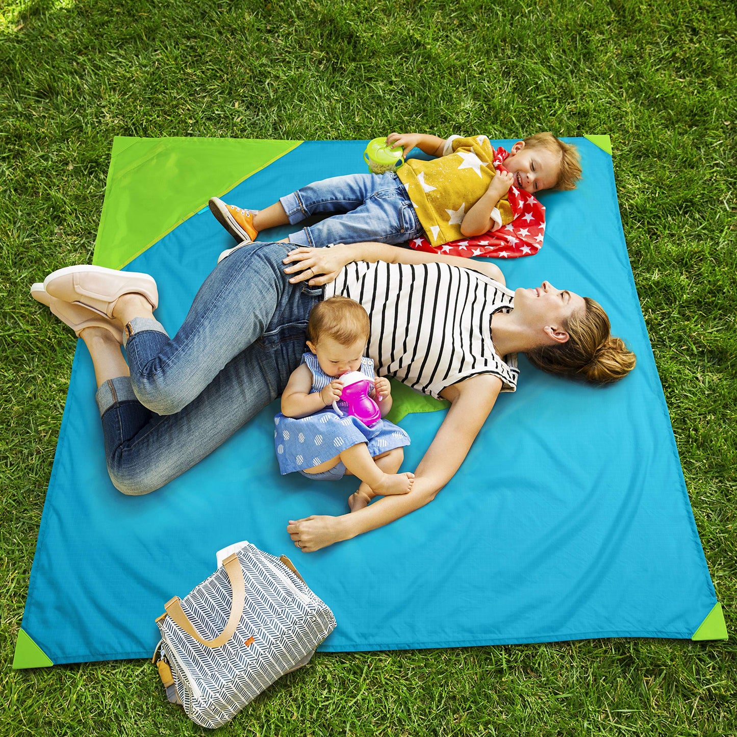 Munchkin Brica Go Play Portable Baby Travel Playmat, 58    X 58   , Blue/Green , 2 Piece Set
