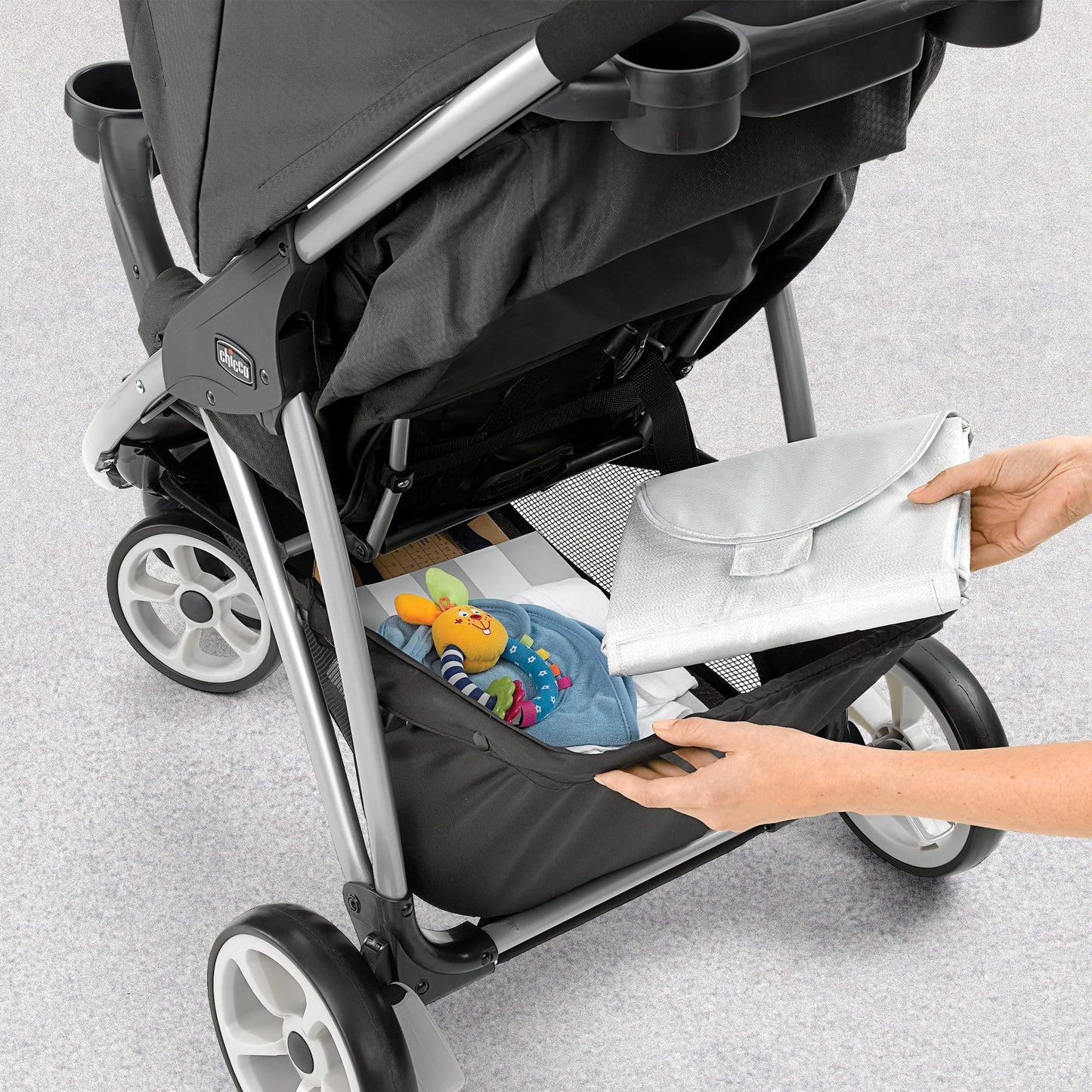 Chicco Viaro Quick-Fold Travel System, Includes Infant Car Seat And Base, Stroller And Car Seat Combo, Baby Travel Gear | Black/