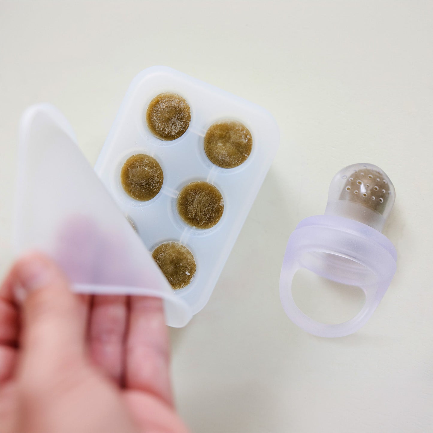 Olababy Food Feeder Set for Safe First Tastes & Teething Relief