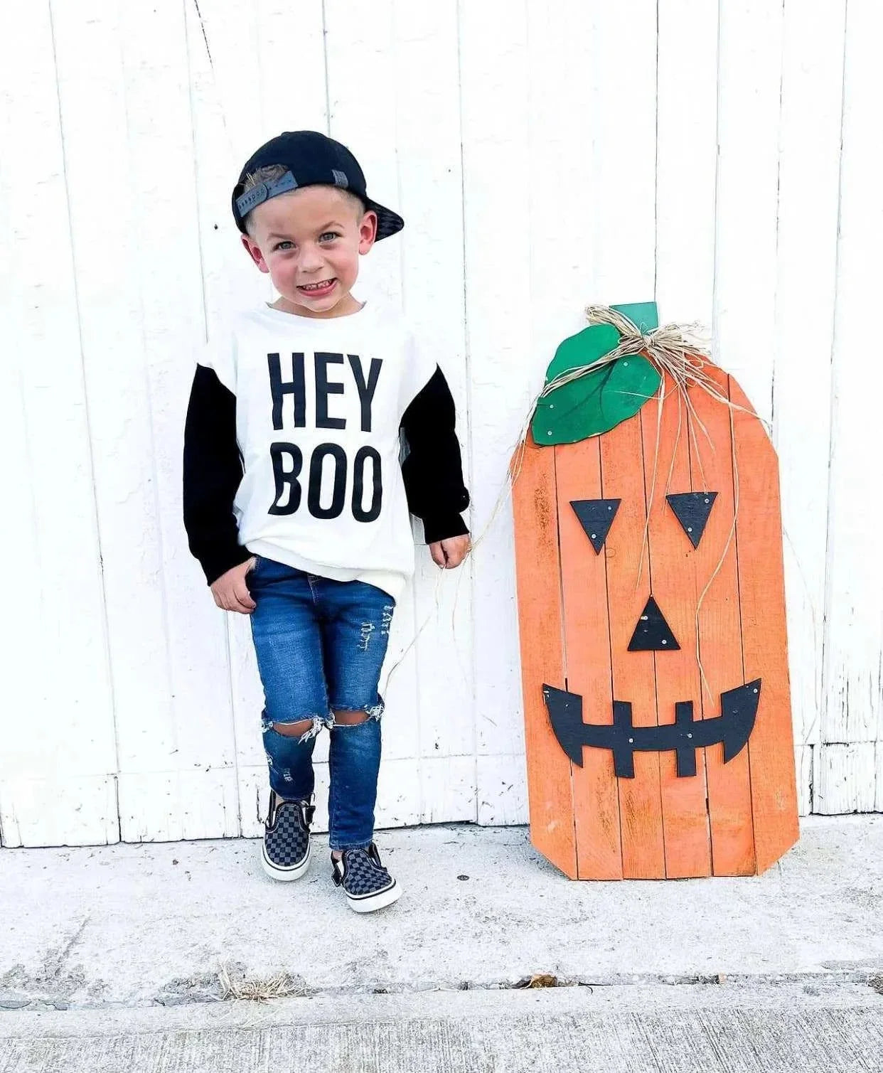 Holland Ave Clothing - Hey Boo | Kids Halloween Sweatshirt