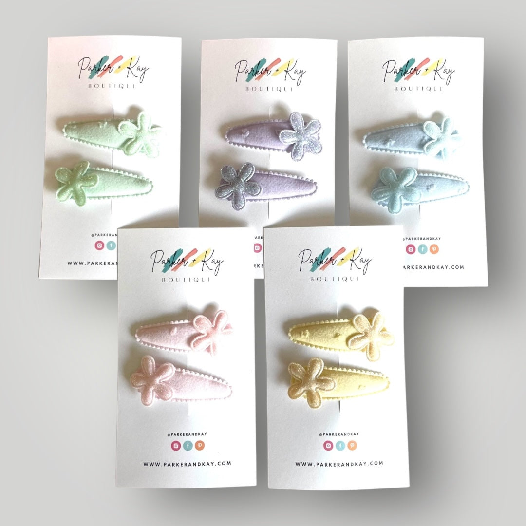Glistening Flower Clips Set