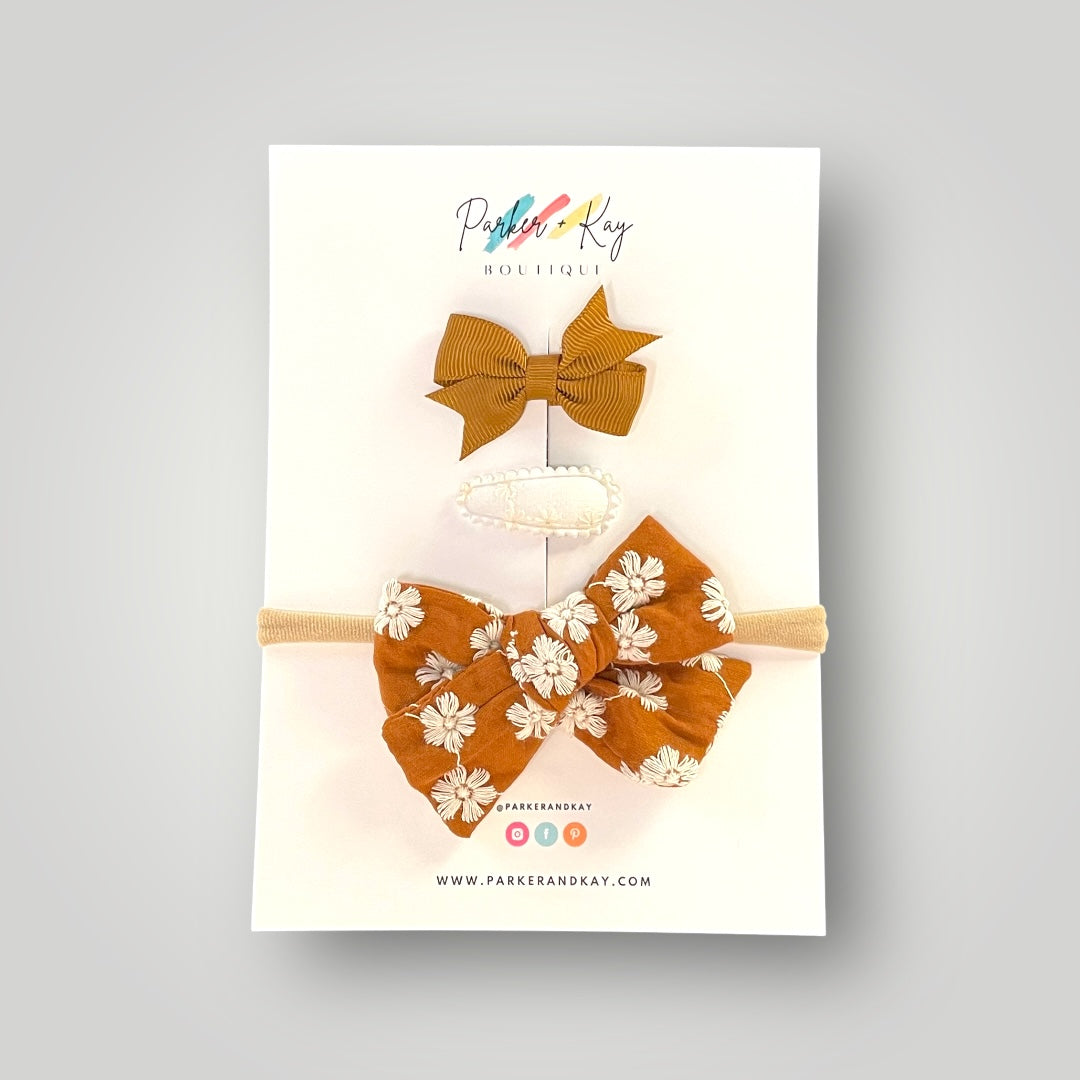 Baby Floral Embroidered Bow & Clip Variety Set