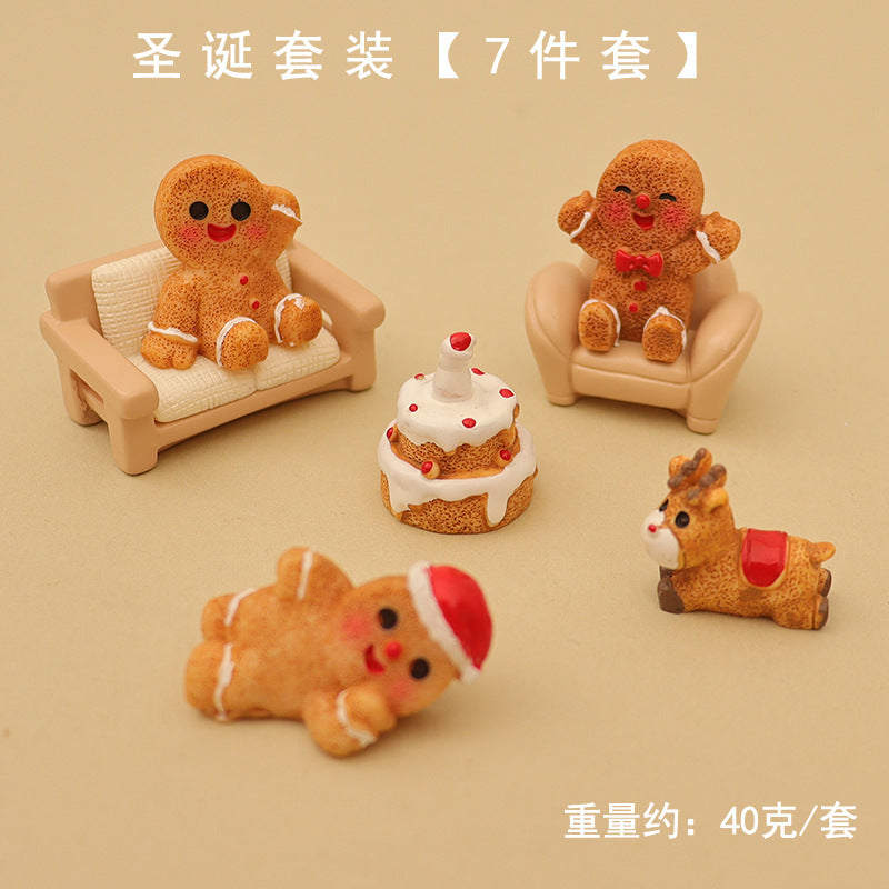 Dollhouse Doll House Snowman Christmas Tree Ginger Biscuit Man Decoration Scene Ornaments Model Christmas Wreath