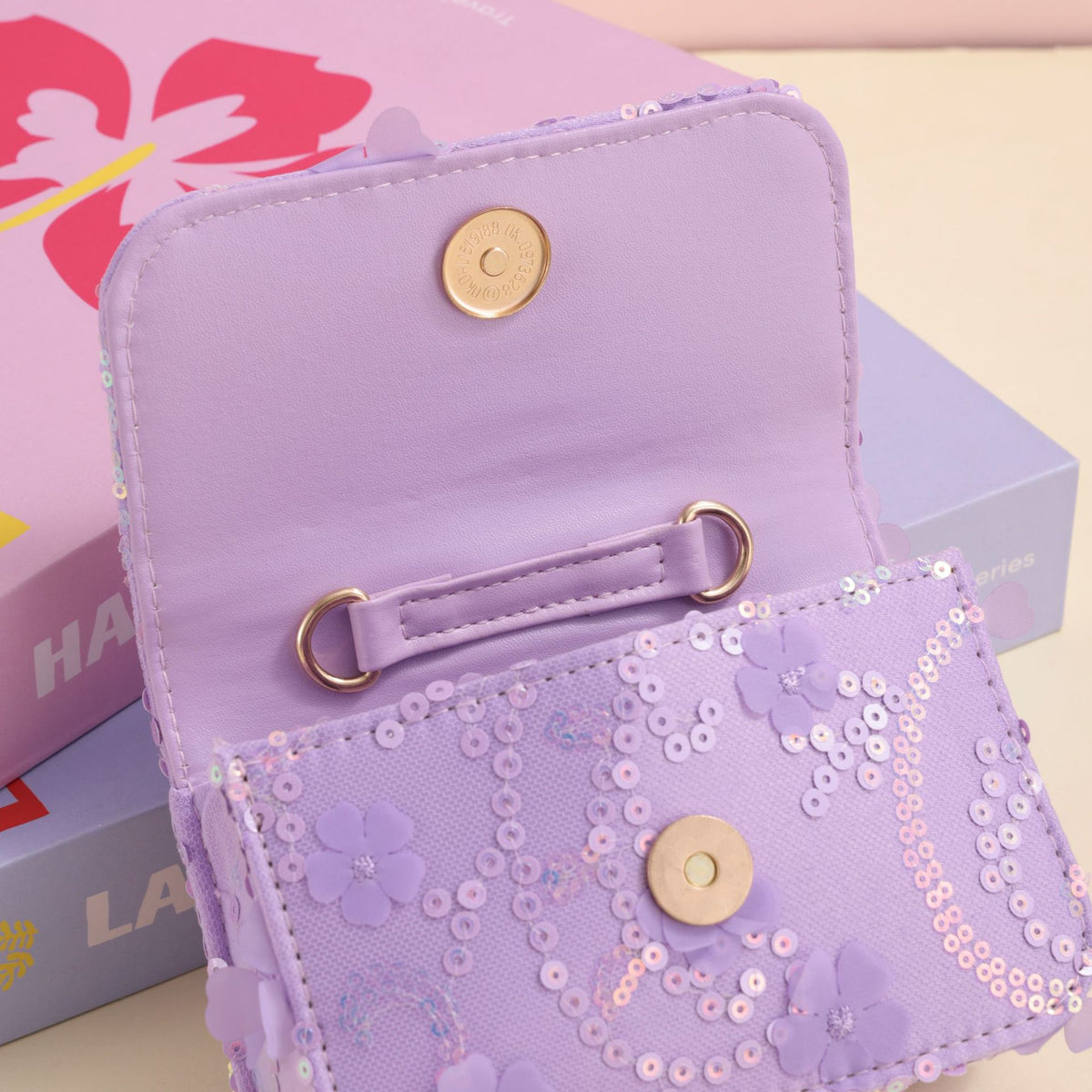 2024 new elegant princess style bag girl trend small square bag pearl portable high value sequin bag wholesale