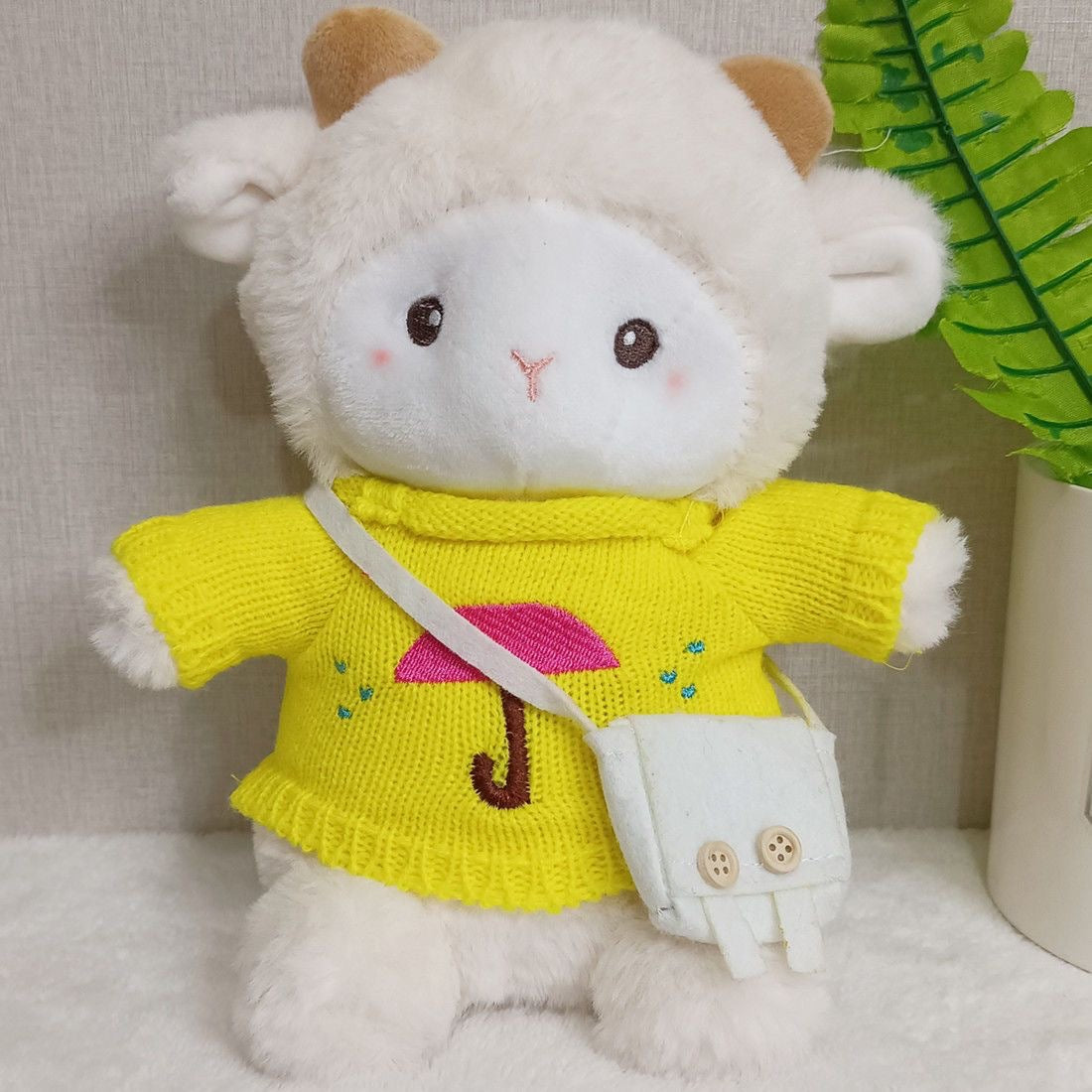 Internet Celebrity Poko Plush Toy Cartoon Belle Sheep Doll Dressed up as a Little Sheep, a Gift for Girls