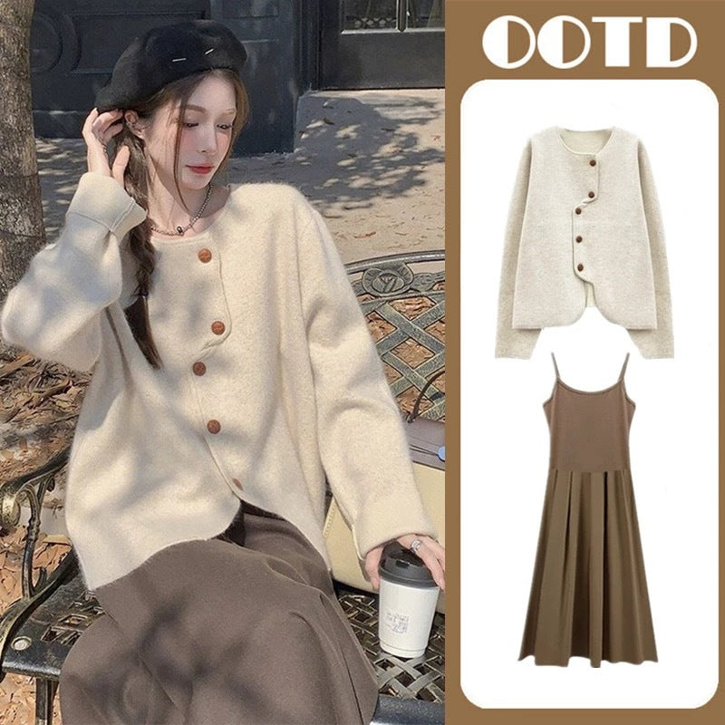 The picture has been processed 2023 autumn and winter fashion temperament sweater + dress pregnant women suit