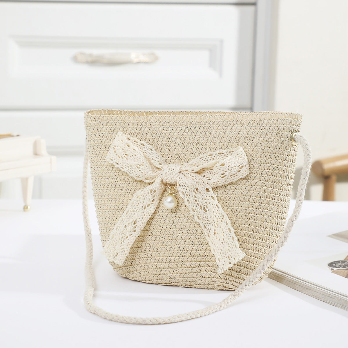Straw Handmade Bow Woven Mobile Phone Bag Cross-border Hot Selling Women's Crossbody Seaside Straw Woven Crossbody Woven Bag Factory