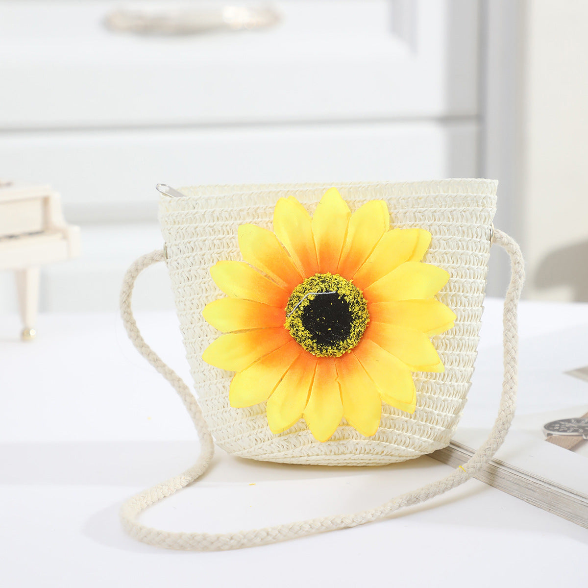 Cross-border New Children's Bag Spring and Summer New Children's Crossbody Bag Handmade Straw Satchel Travel Mini Coin Purse