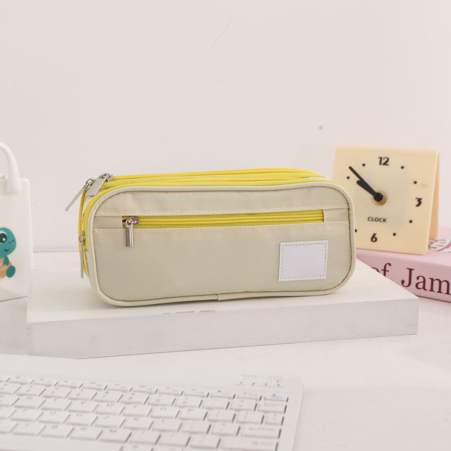 Large-Capacity Stationery Box, Double-Layer Multi-Functional Student Simple Pencil Case, Japanese and Korean Version, Portable Pencil Case for Primary and Secondary School Students