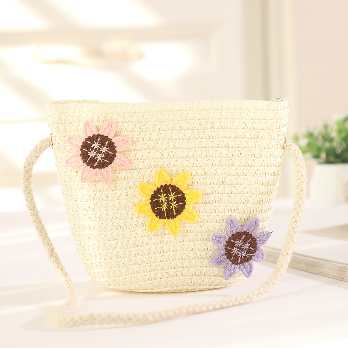 Cross-border New Children's Bag Spring and Summer New Children's Crossbody Bag Handmade Straw Satchel Travel Mini Coin Purse