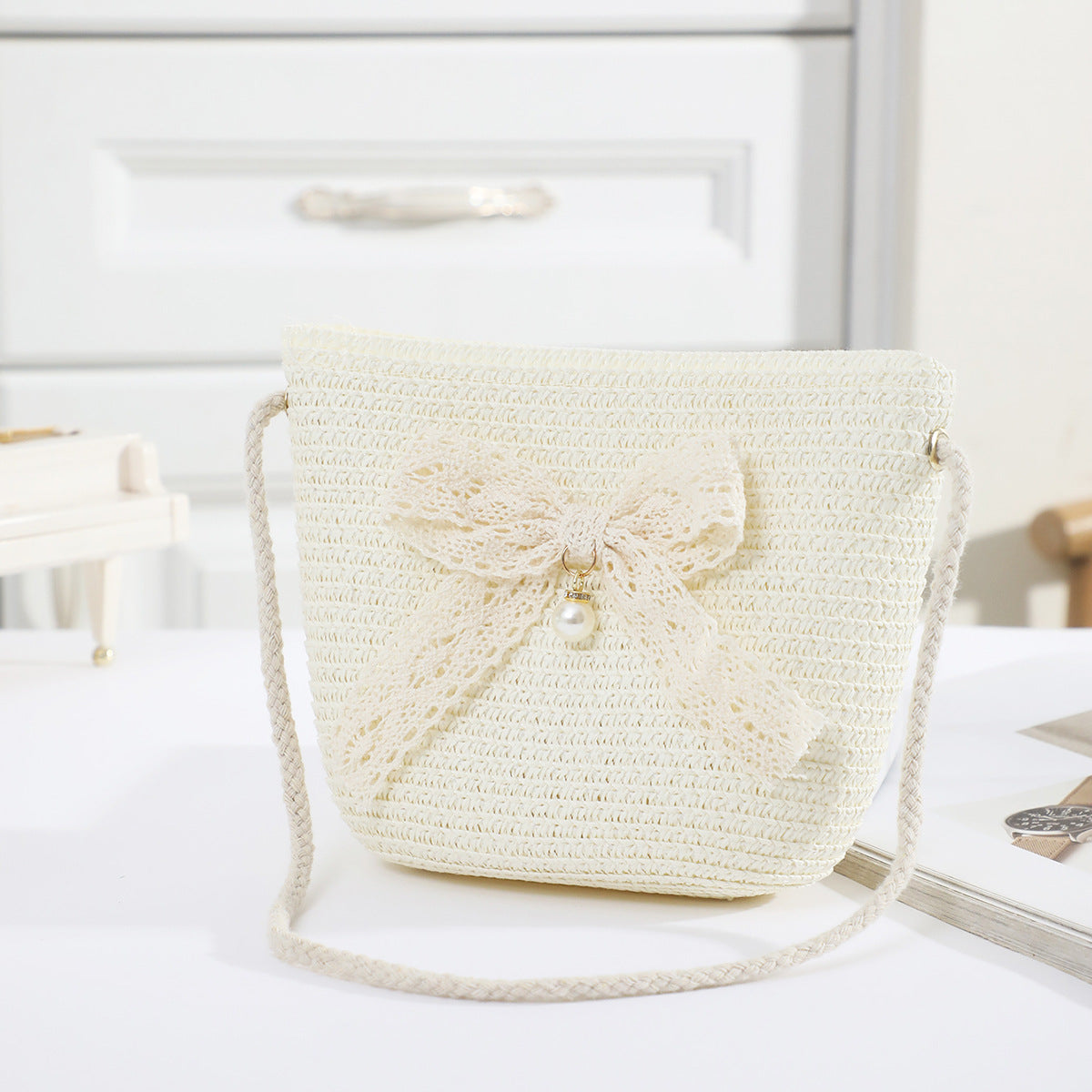 Straw Handmade Bow Woven Mobile Phone Bag Cross-border Hot Selling Women's Crossbody Seaside Straw Woven Crossbody Woven Bag Factory