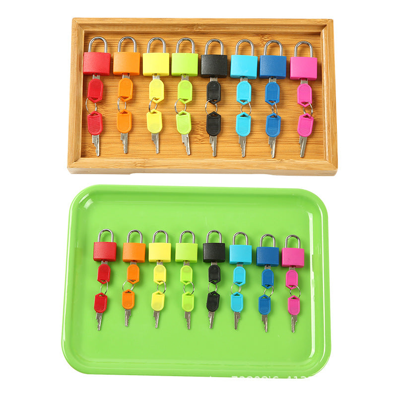Montessori teaching aids colorful small lock learning unlocking game children's early education Montessori key lock sensory toys