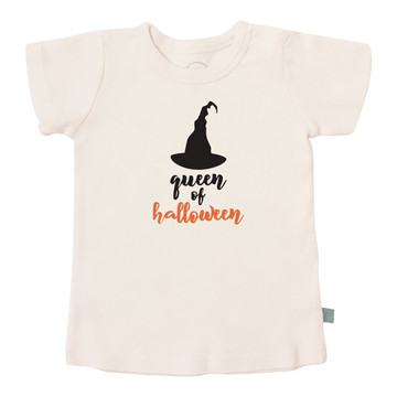 graphic tee | queen of halloween